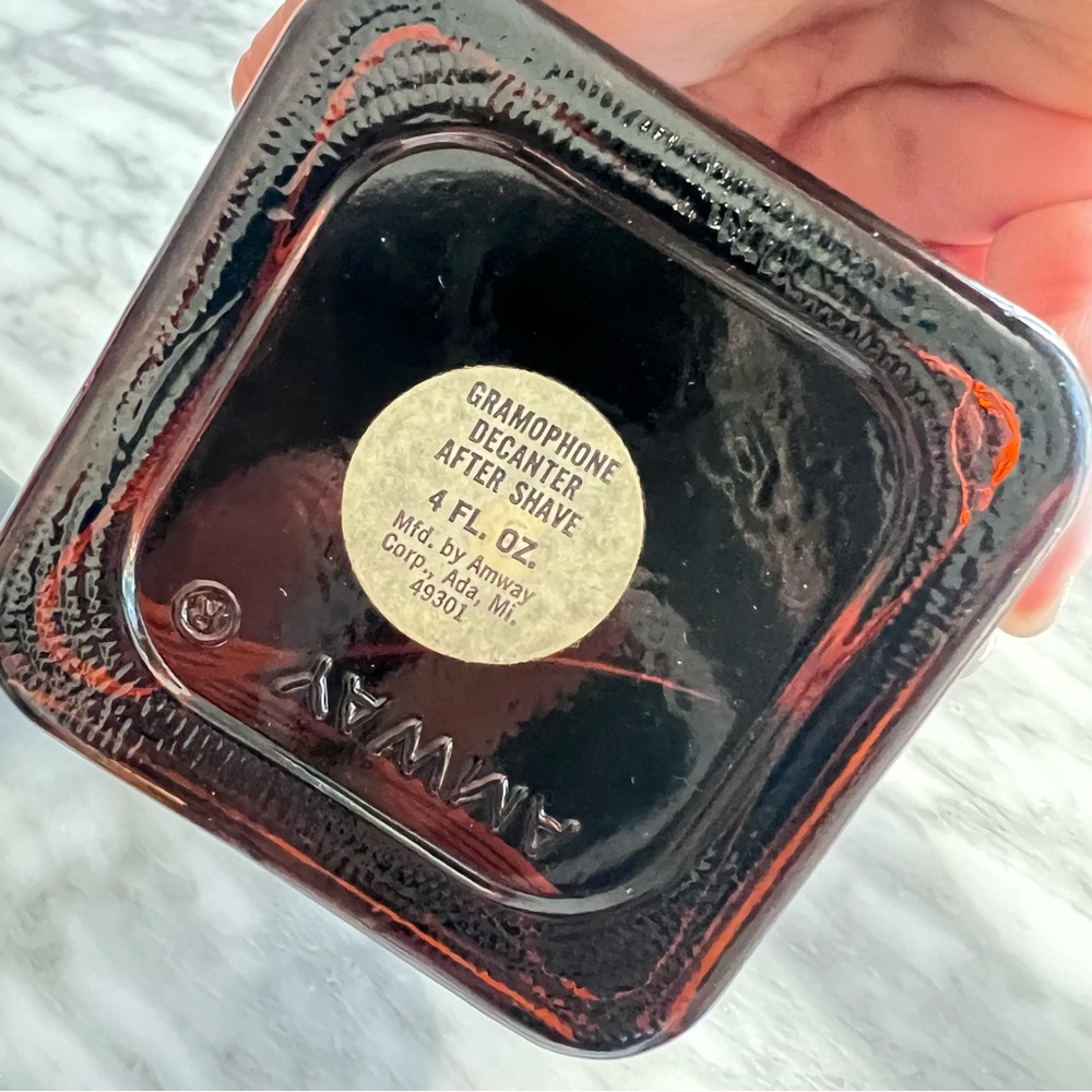 Vintage Amber Glass Gramophone Decanter 4oz - Picture 4 of 7